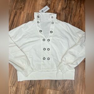 Ladies white top. NWT